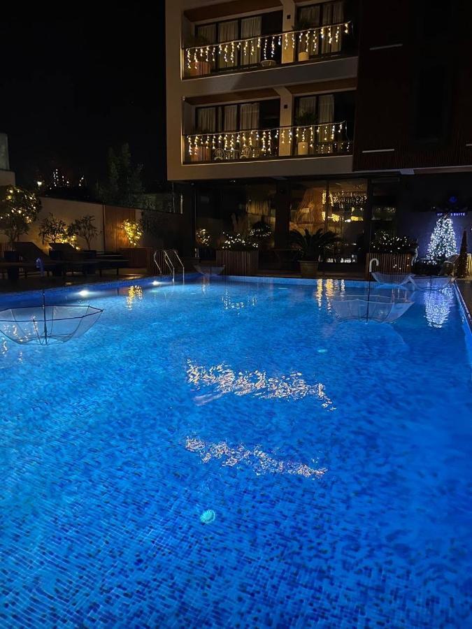 Ainlan Hotel Сухуми Екстериор снимка
